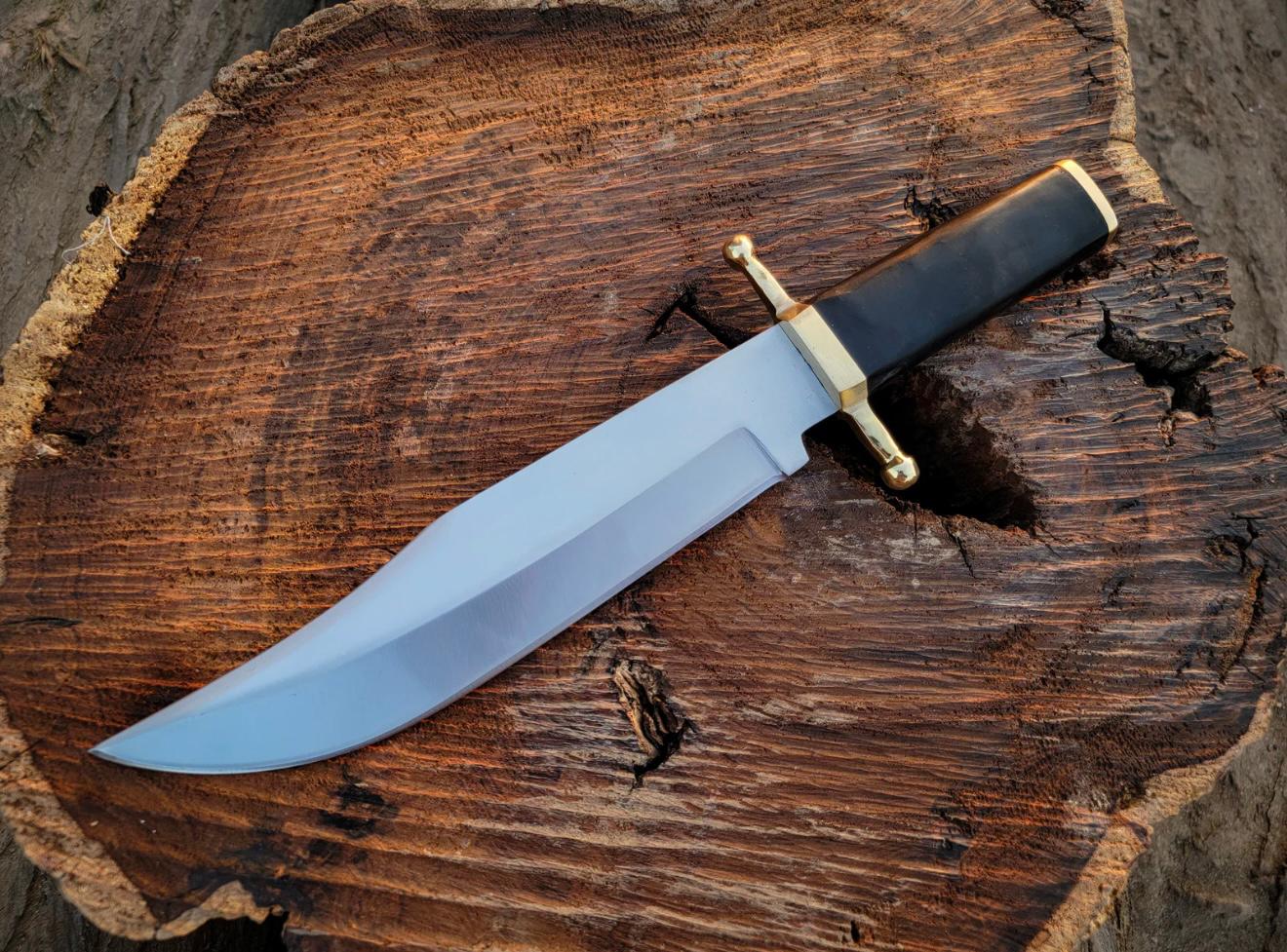 Custom Handmade Vintage Bowie Knife: Smithsonian Replica in D2 Steel with Buffalo Horn Handle