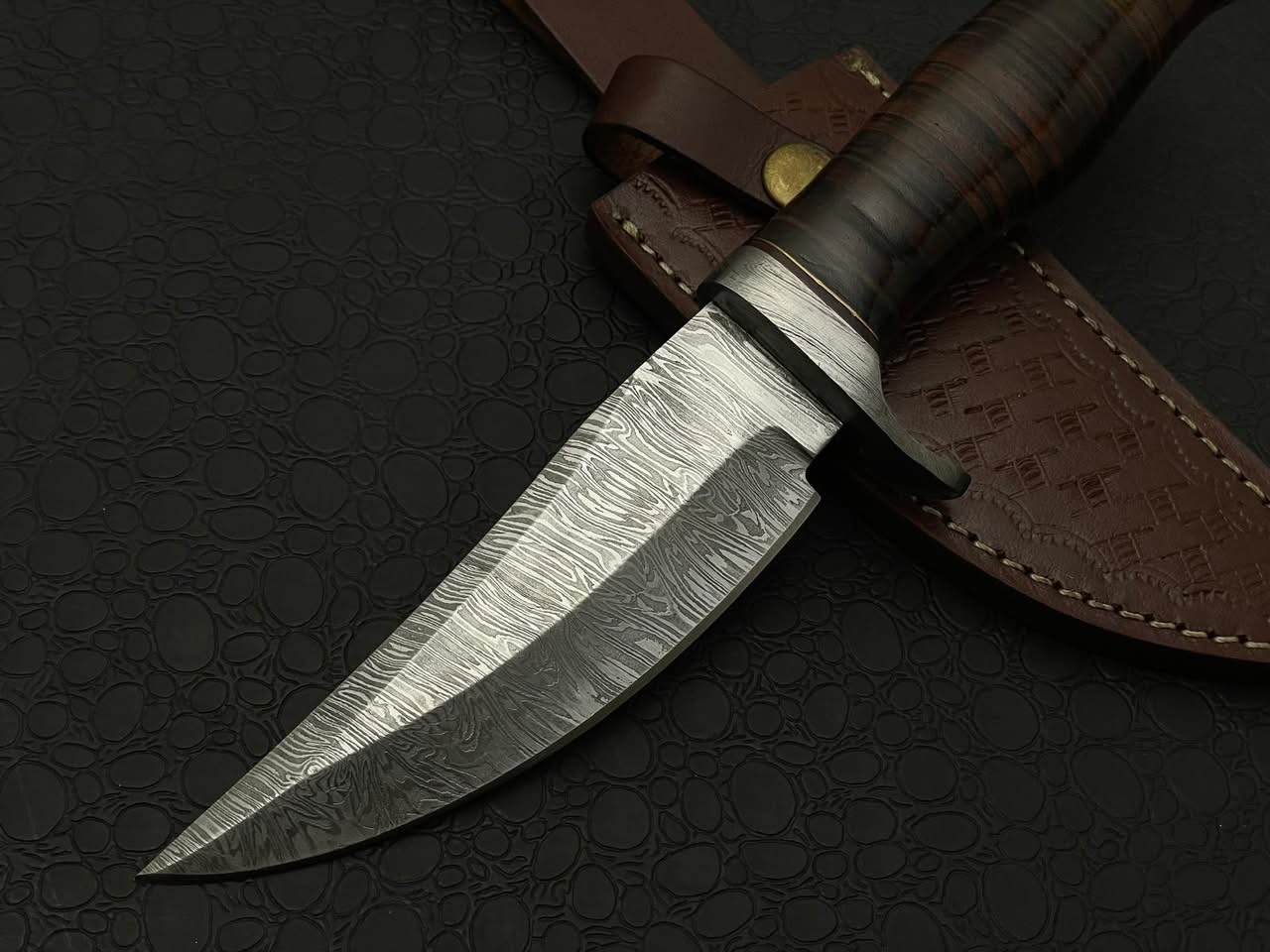 Bowie Knife 18